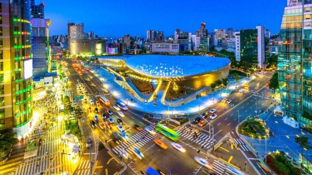 Dongdaemun Design Plaza, Seoul, South Korea